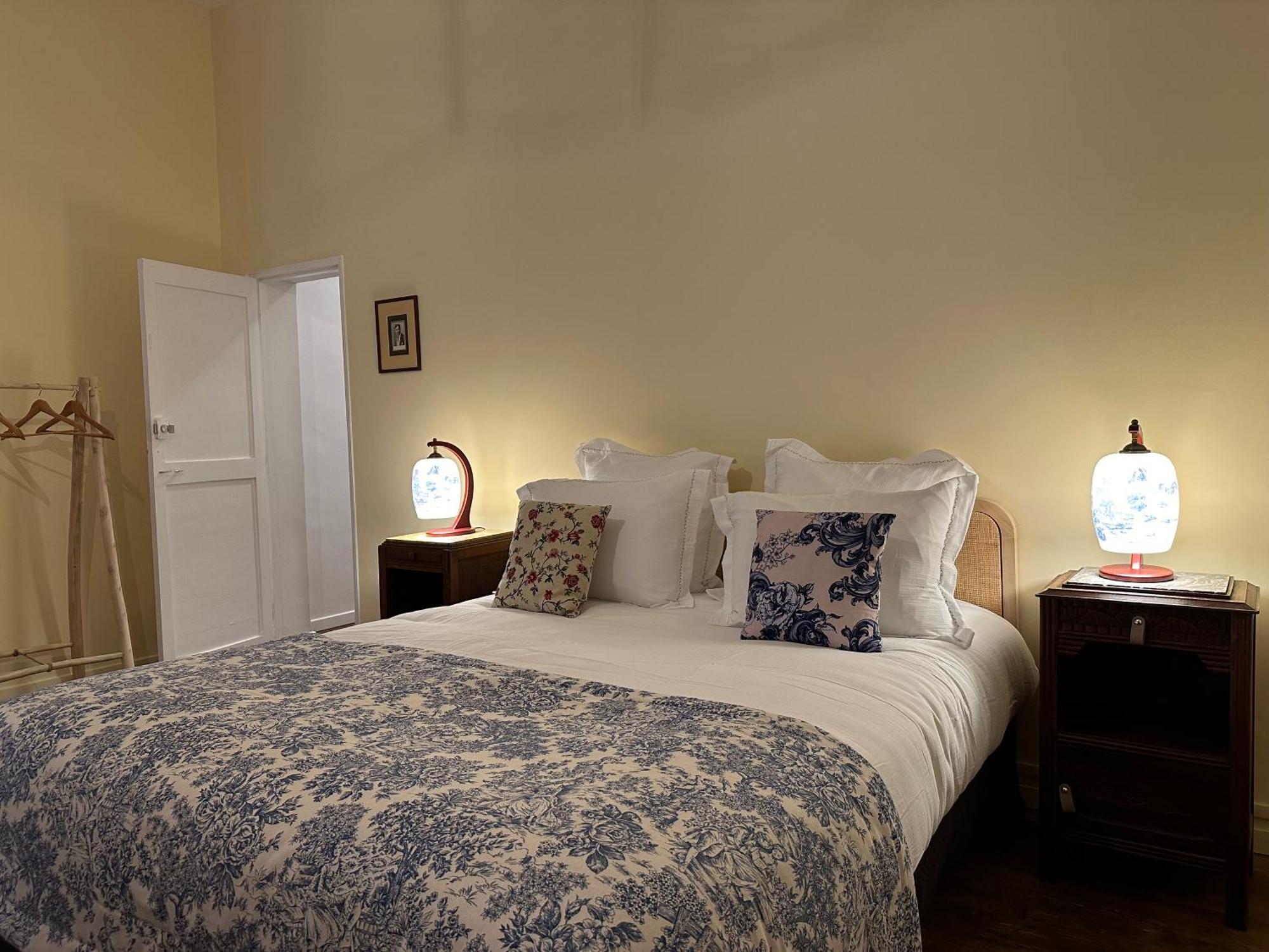 L'Enthousiasme Bed & Breakfast พุราเดส์ ห้อง รูปภาพ