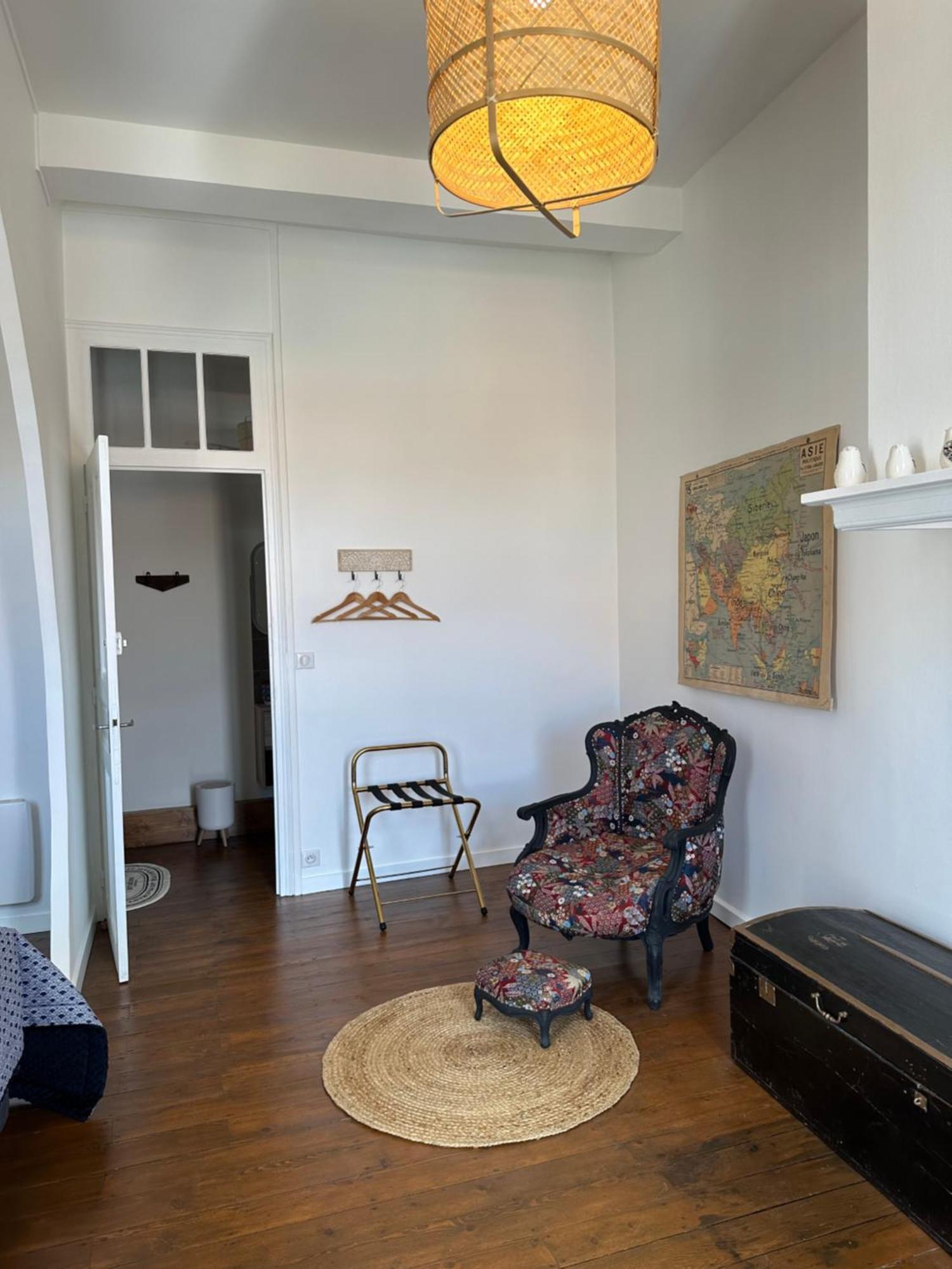 L'Enthousiasme Bed & Breakfast พุราเดส์ ภายนอก รูปภาพ